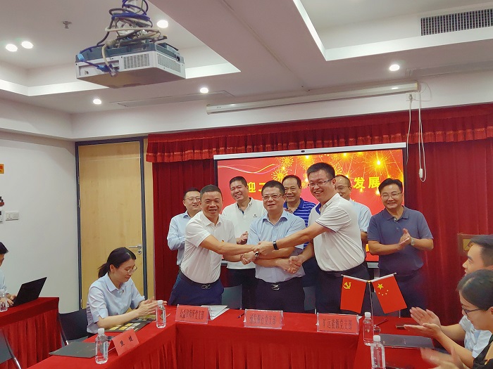 F:\yf\欧博最新人‚209\确定版本1111111\1新闻稿银律企党建共建活动