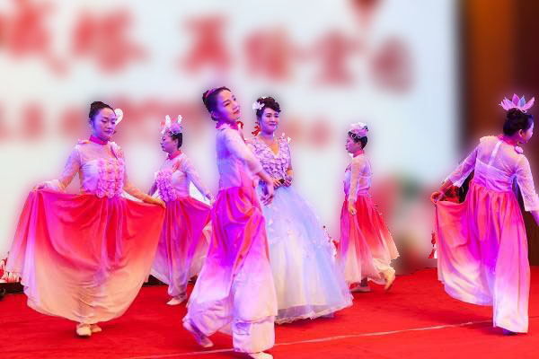 L:\企划内容整理\欧博最新历年照片(附稿件)对内照片(活动、培训、事件)\2019年9��?��?9日半年度\20170125095699939993-.jpg L:\企划内容整理\欧博最新历年照片(附稿件)对内照片(活动、培训、事件)\2019年9��?��?9日半年度\20170125095699939993-.jpg